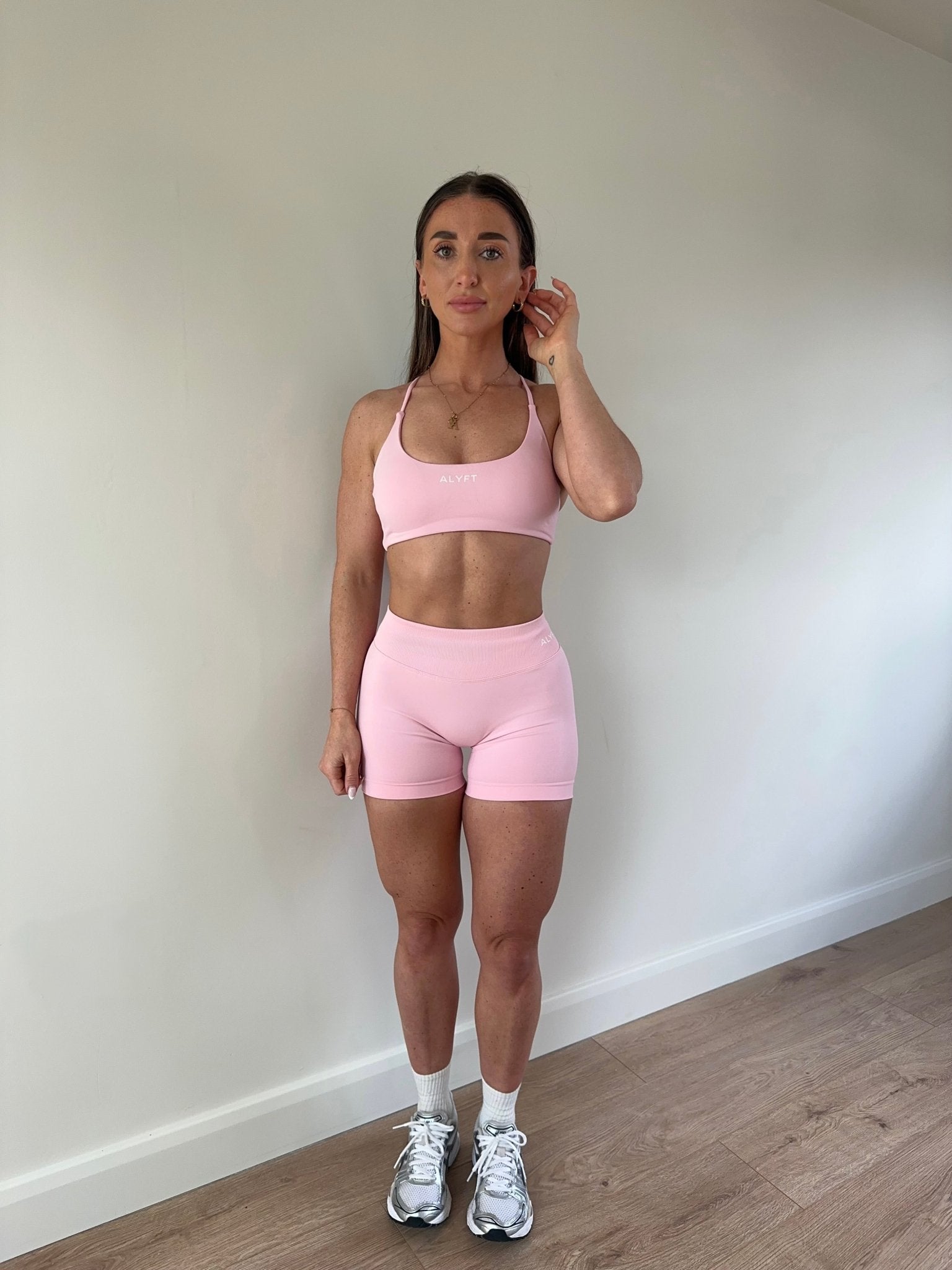 Sculpted Shorts - ALYFT